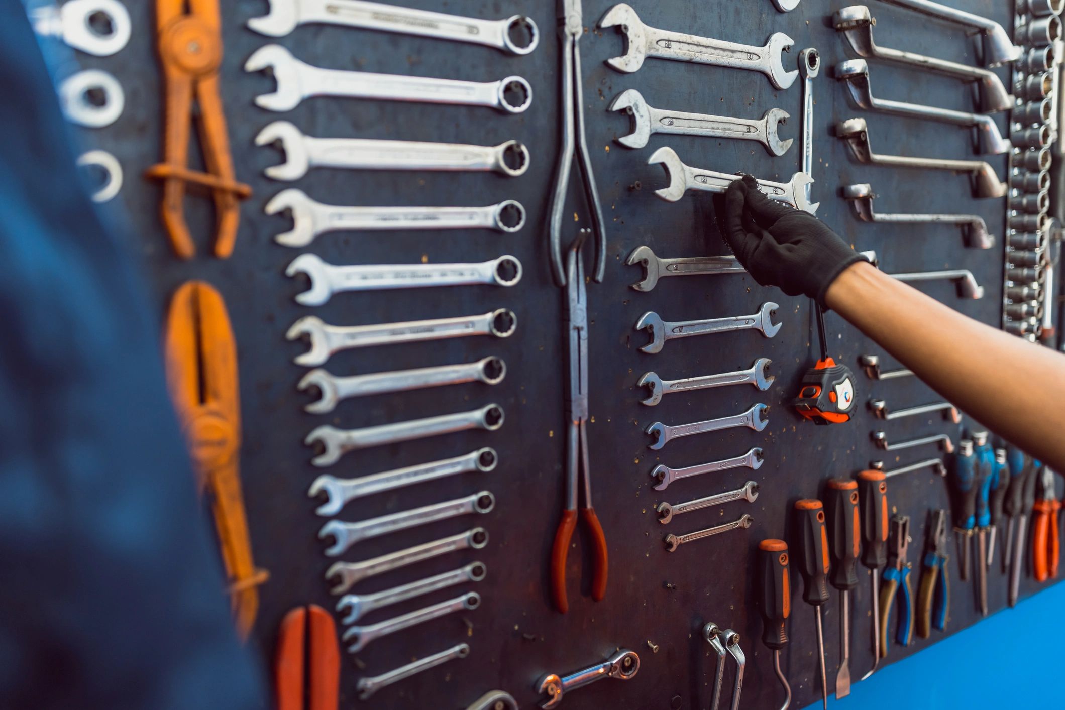 car maintenance tools and manuals